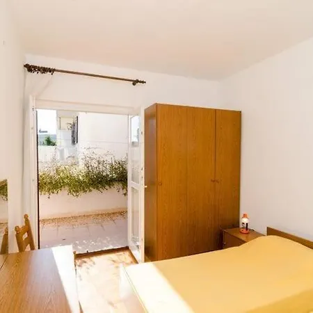 Kuzma - Four-bedroom With Terrace And Sea View Apartment